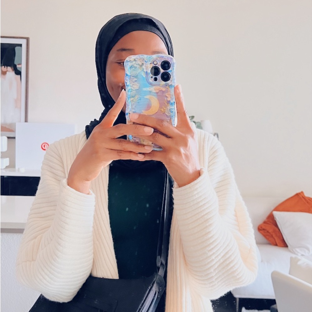 shesellstuff1@proton.me